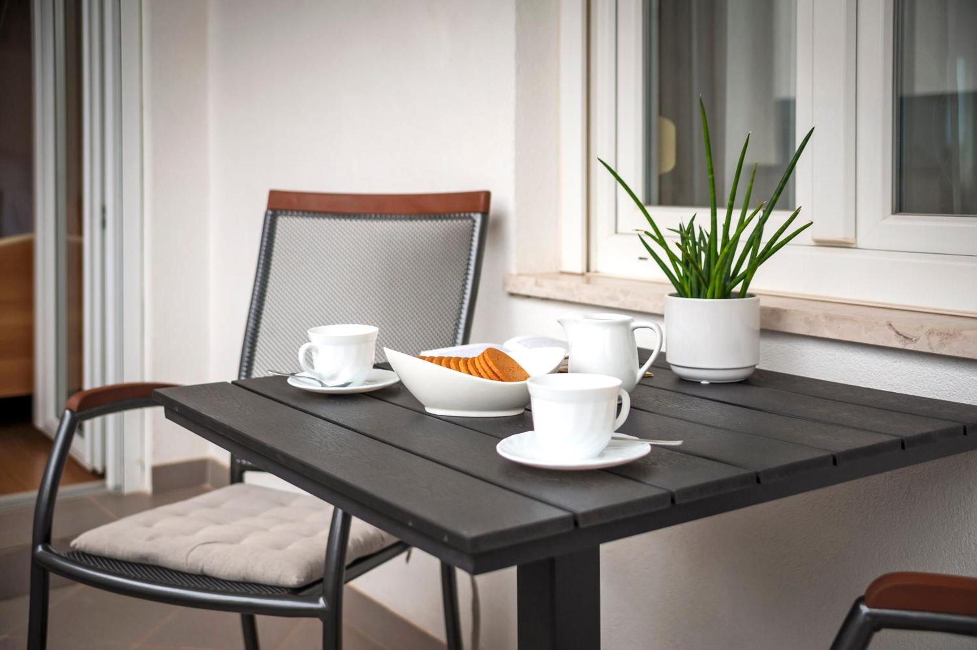 Apartments Sandra Ровинь Экстерьер фото