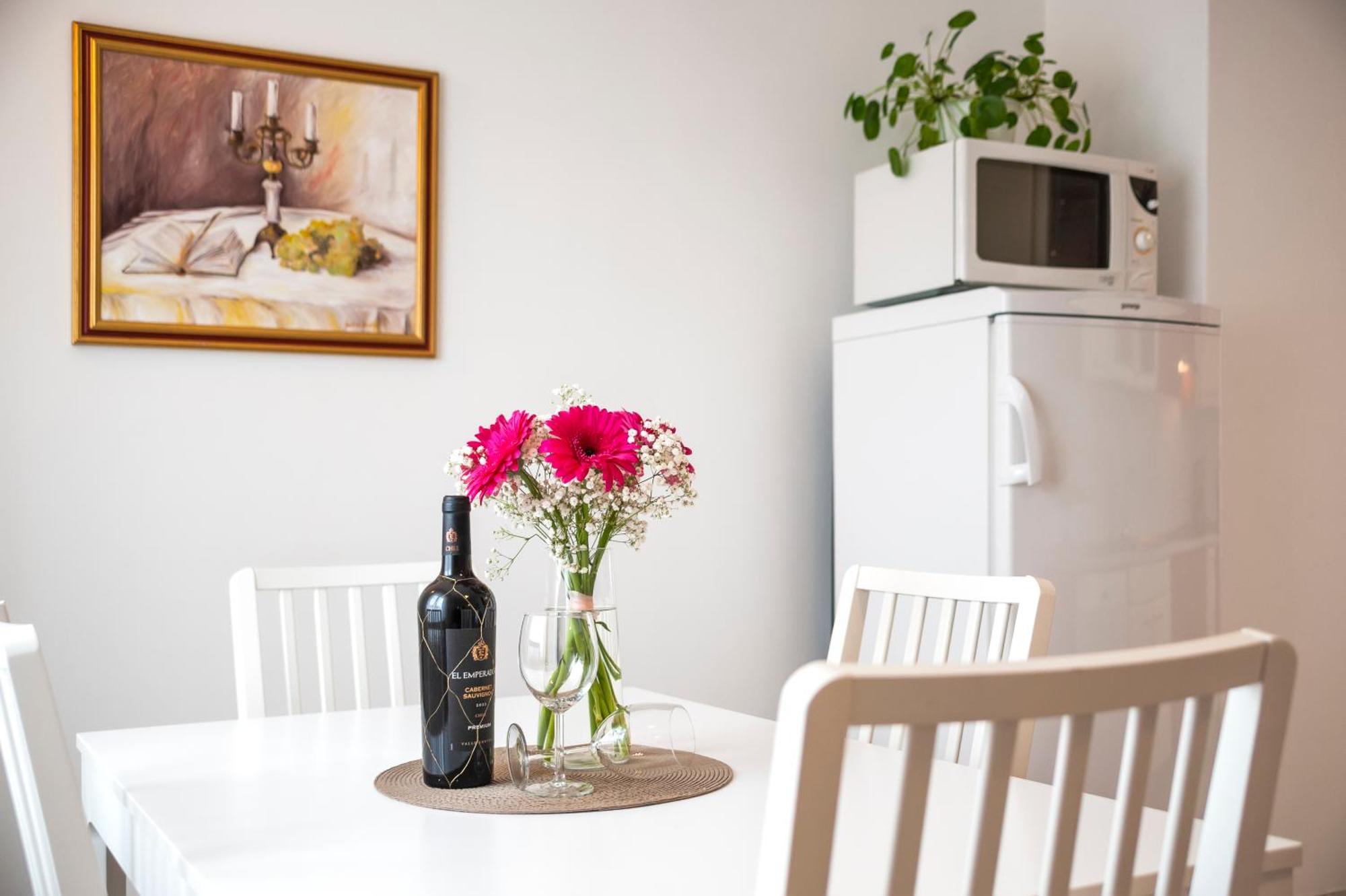 Apartments Sandra Ровинь Экстерьер фото