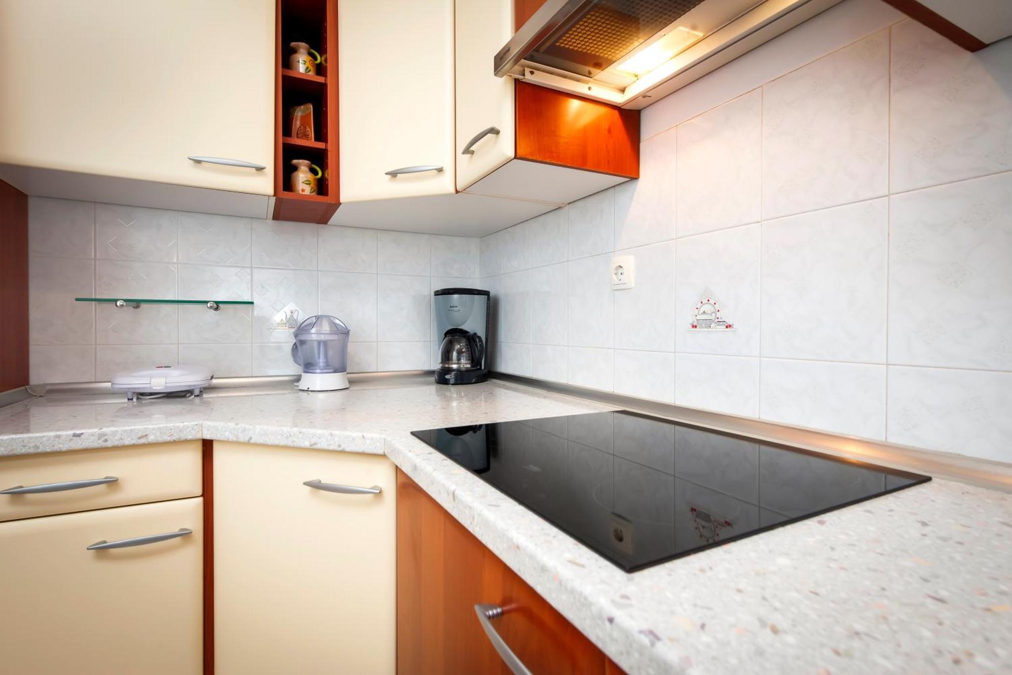 Apartments Sandra Ровинь Экстерьер фото